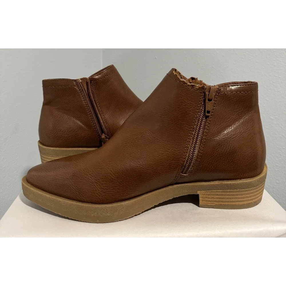 Frye & Co ILISHA Stacked Heel Boot Tan Ankle Side Zip Womens 6M See Desc*